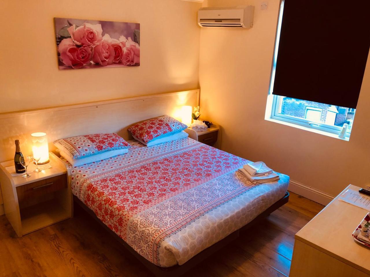 Inn On The Broadway Woking Extérieur photo